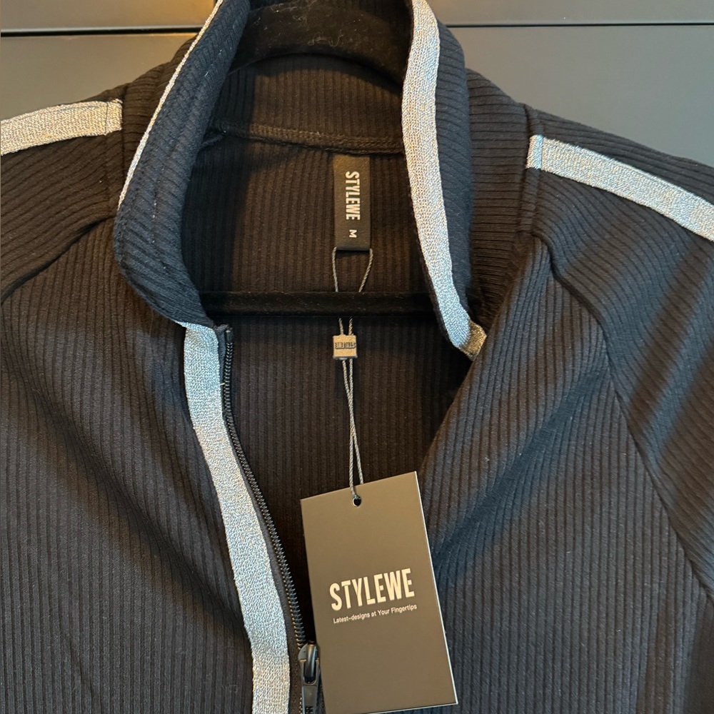 New fun jacket - Picture 3 of 6